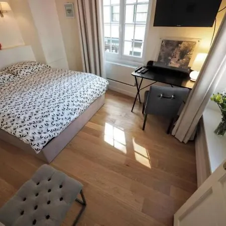Apartment Louvre Bourse Center