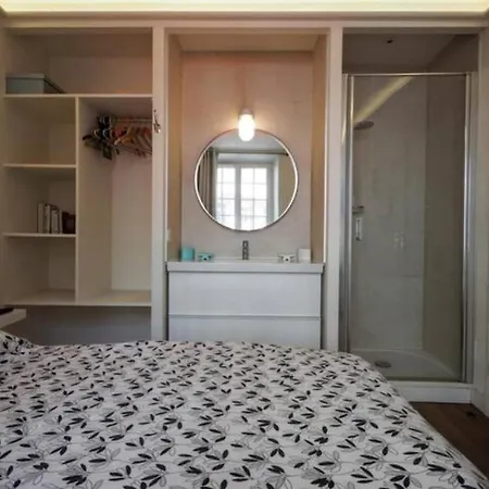 Louvre Bourse Center Apartment Paris
