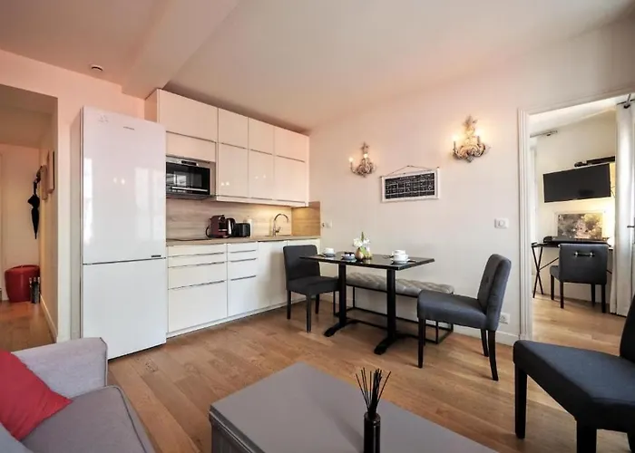 Louvre Bourse Center * Paříž